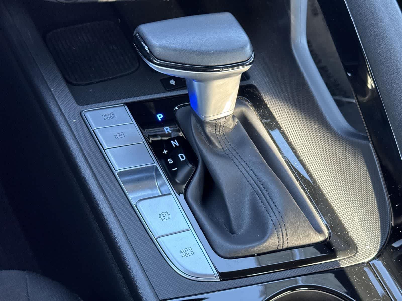 Thumbnail: 2025 Hyundai Elantra - 15