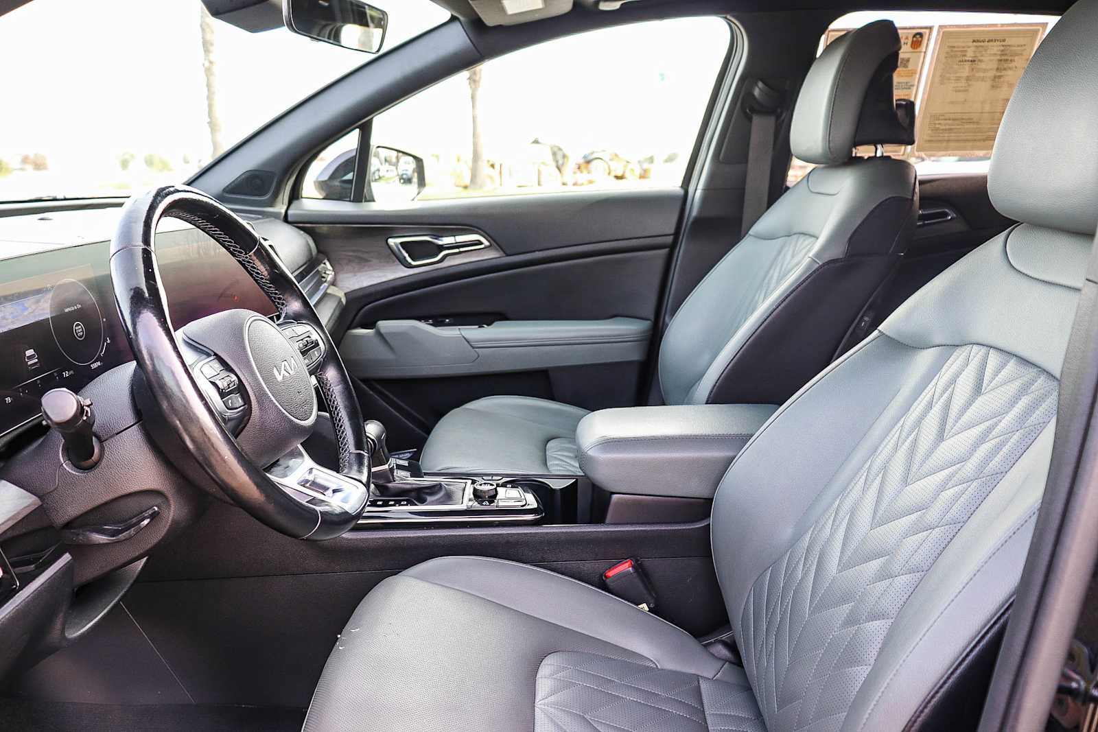 Thumbnail: 2023 Kia Sportage - 21