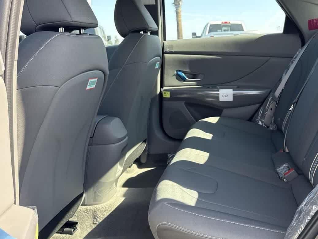 Thumbnail: 2025 Hyundai Elantra - 33