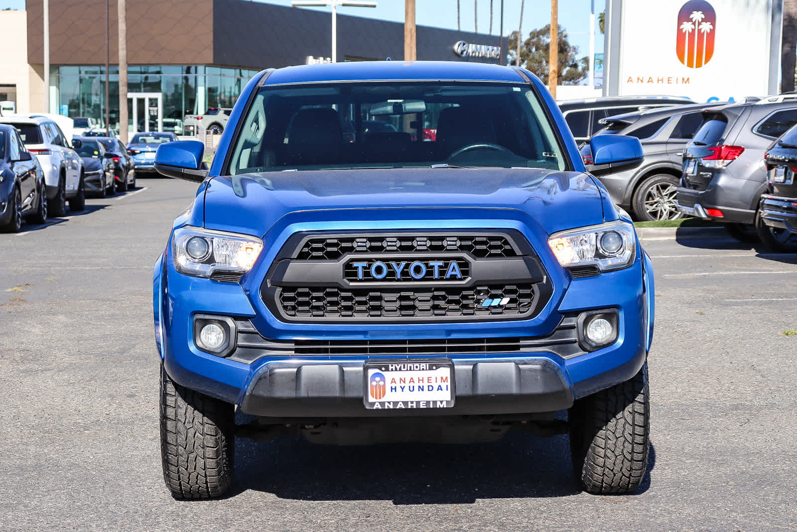 Thumbnail: 2016 Toyota Tacoma - 2