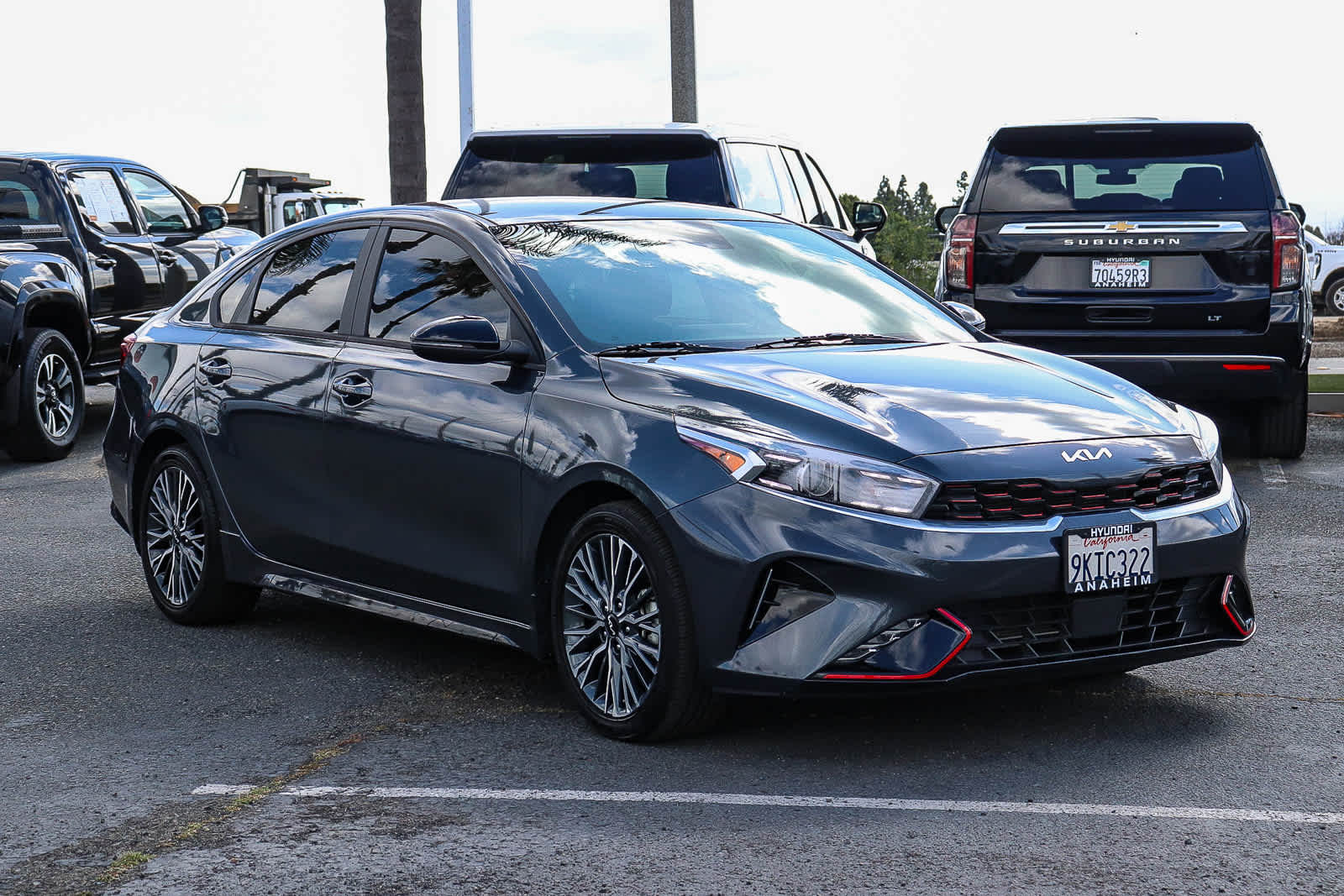 2024 Kia Forte GT-Line photo 2