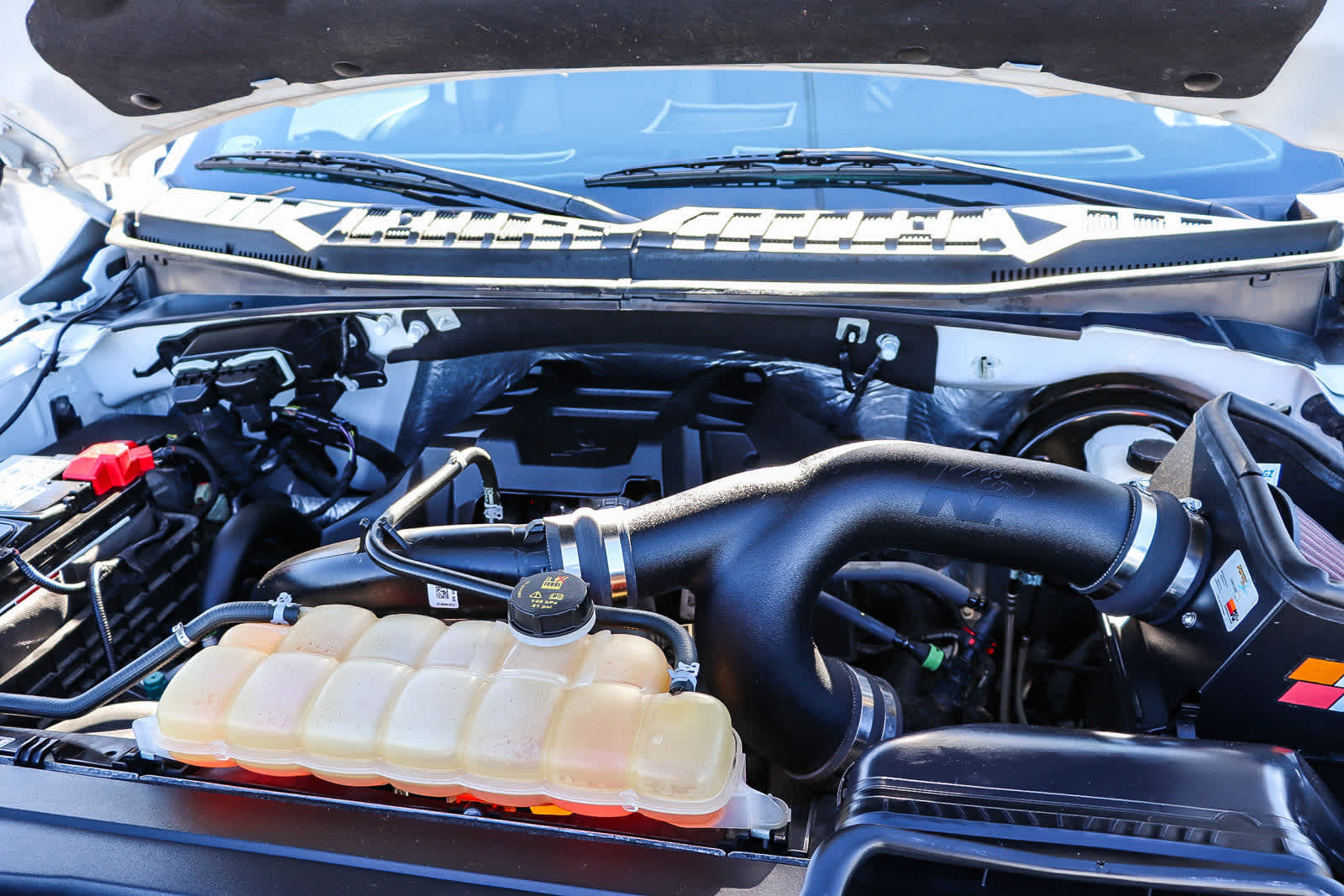 Thumbnail: 2017 Ford F-150 - 32