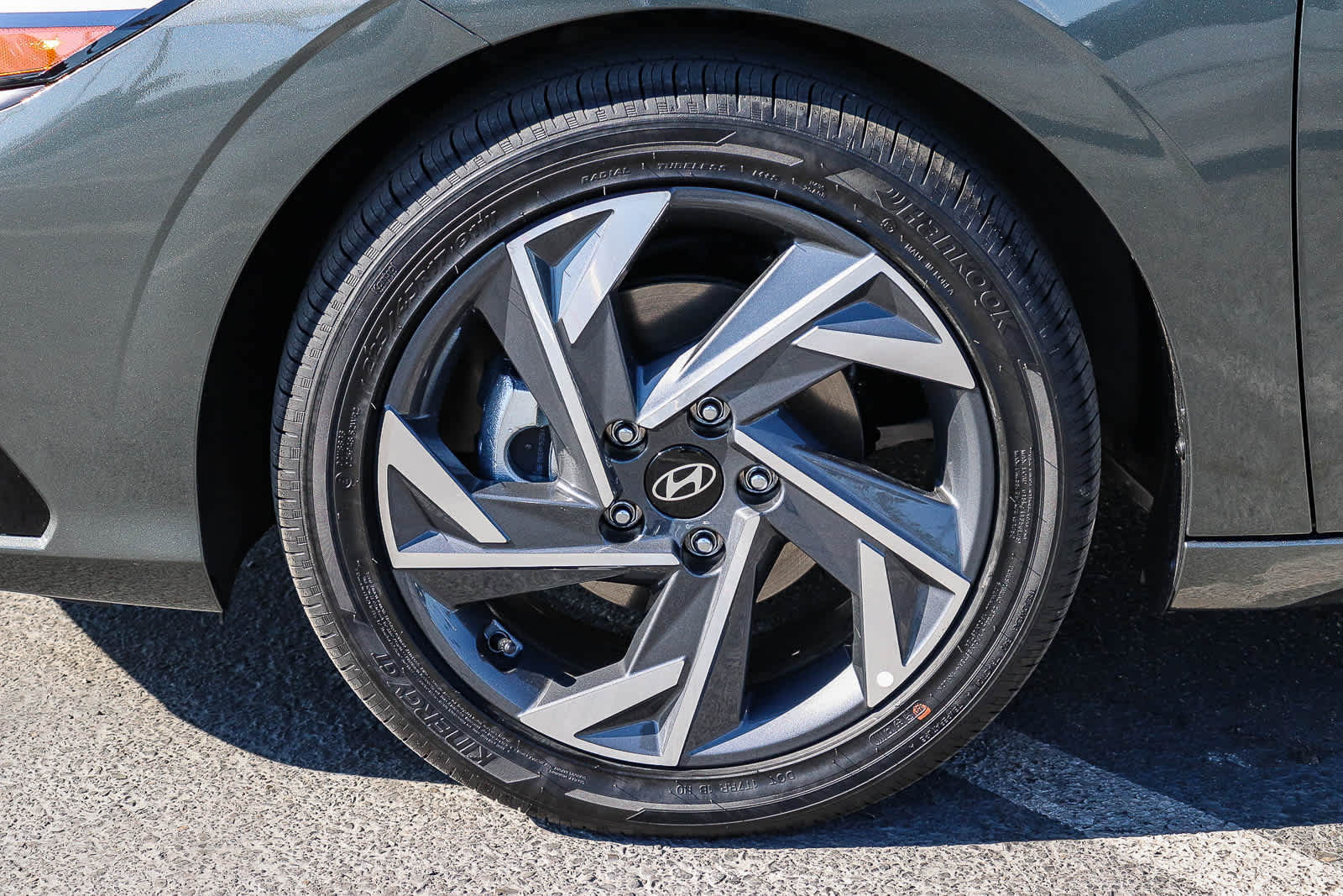Thumbnail: 2026 Hyundai Elantra - 14