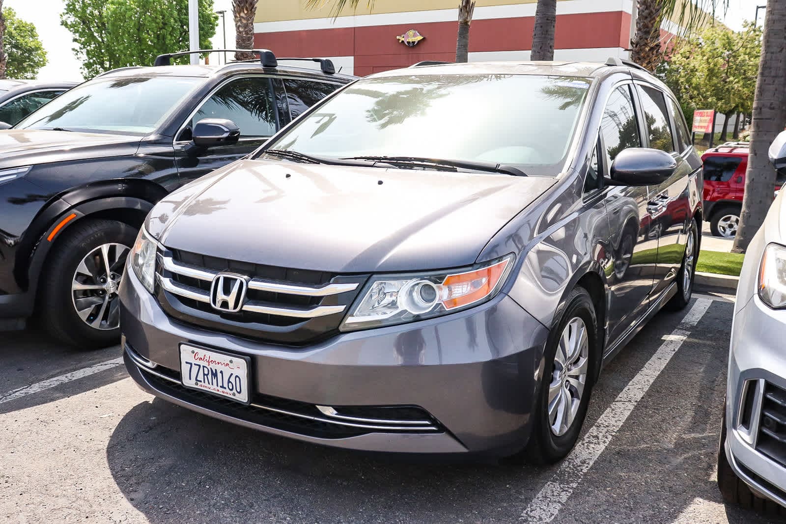 Thumbnail: 2015 Honda Odyssey - 4