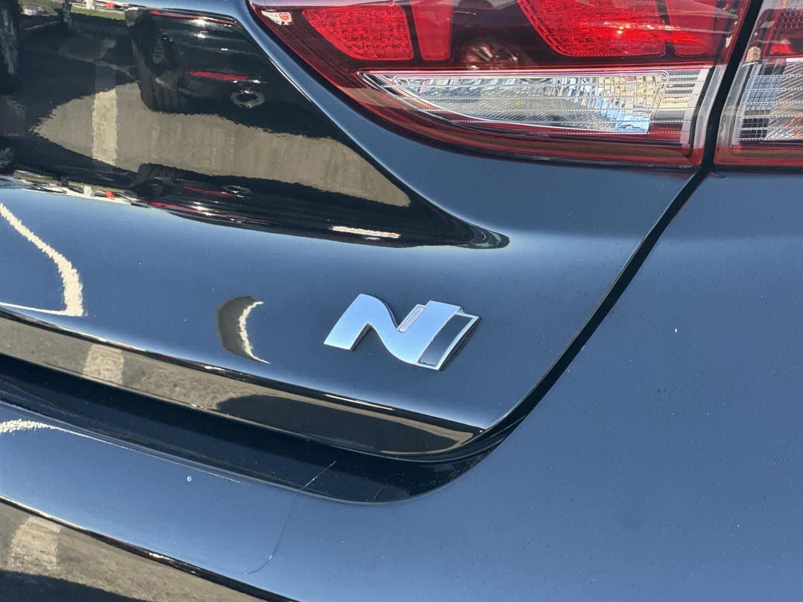 Thumbnail: 2022 Hyundai Veloster - 27