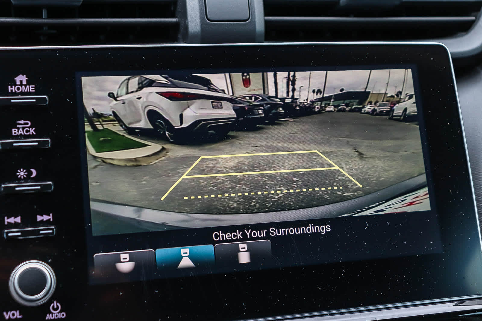 Thumbnail: 2019 Honda Insight - 29