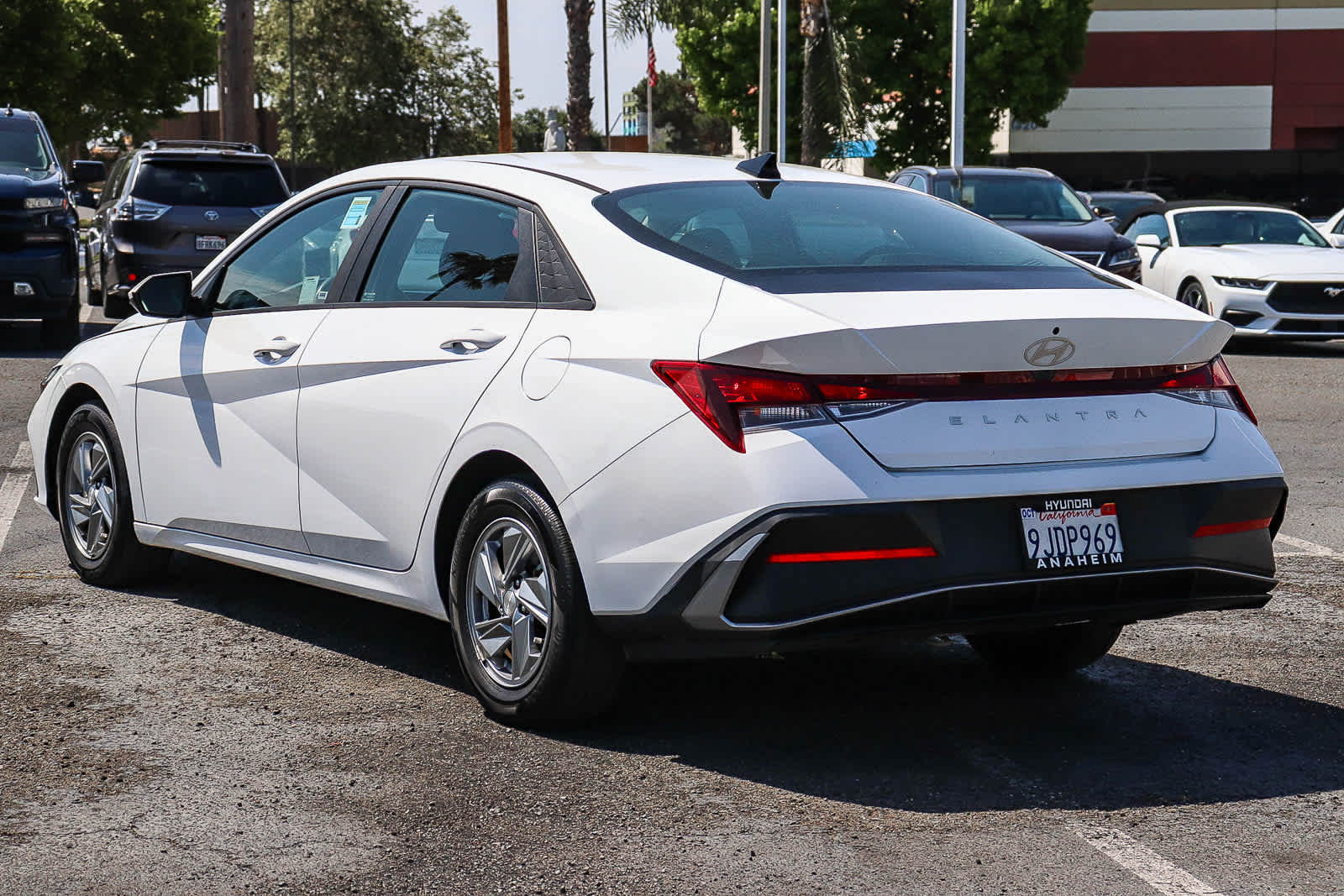 Thumbnail: 2024 Hyundai Elantra - 8