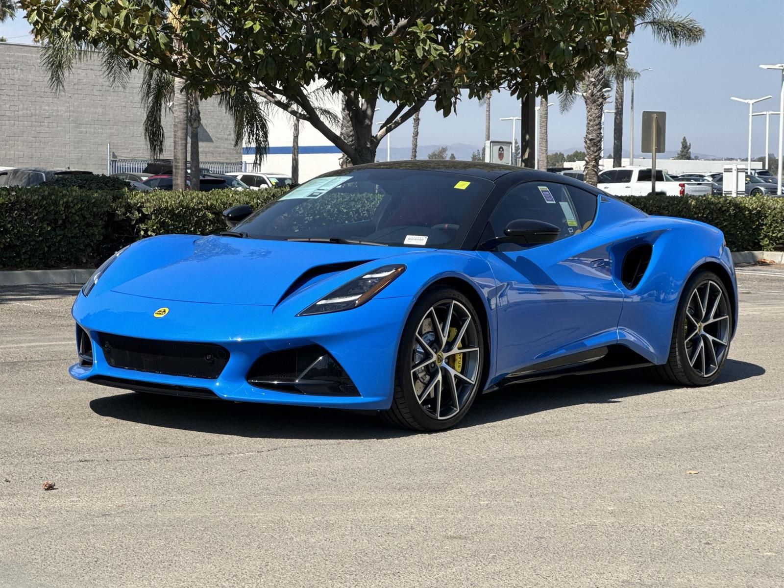 Thumbnail: 2024 Lotus Emira - 6