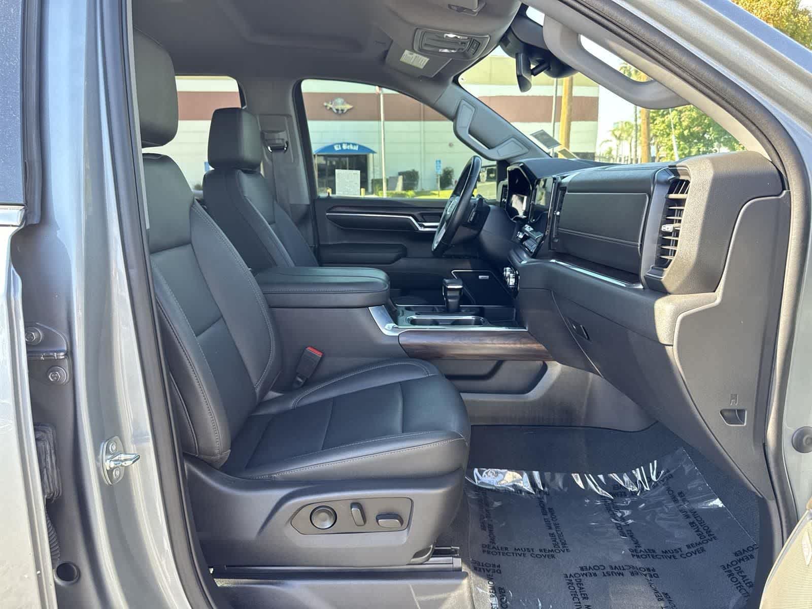 Thumbnail: 2023 GMC Sierra 1500 - 21