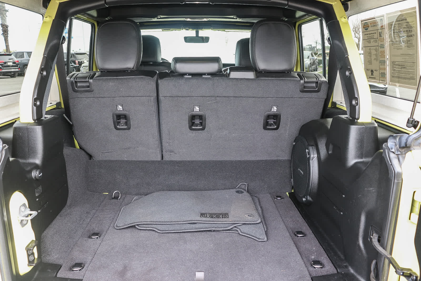 Thumbnail: 2023 Jeep Wrangler - 22