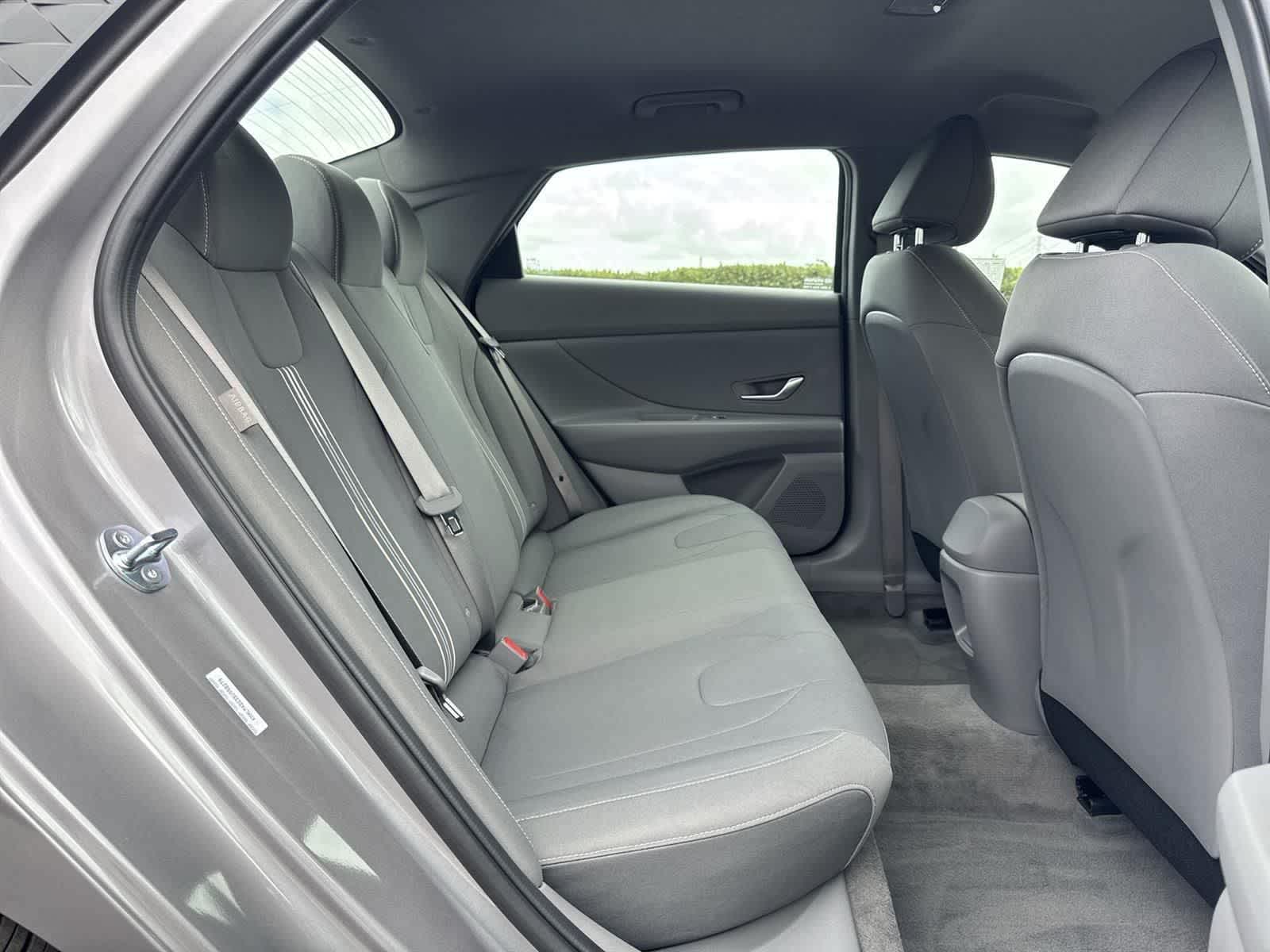 Thumbnail: 2025 Hyundai Elantra - 35