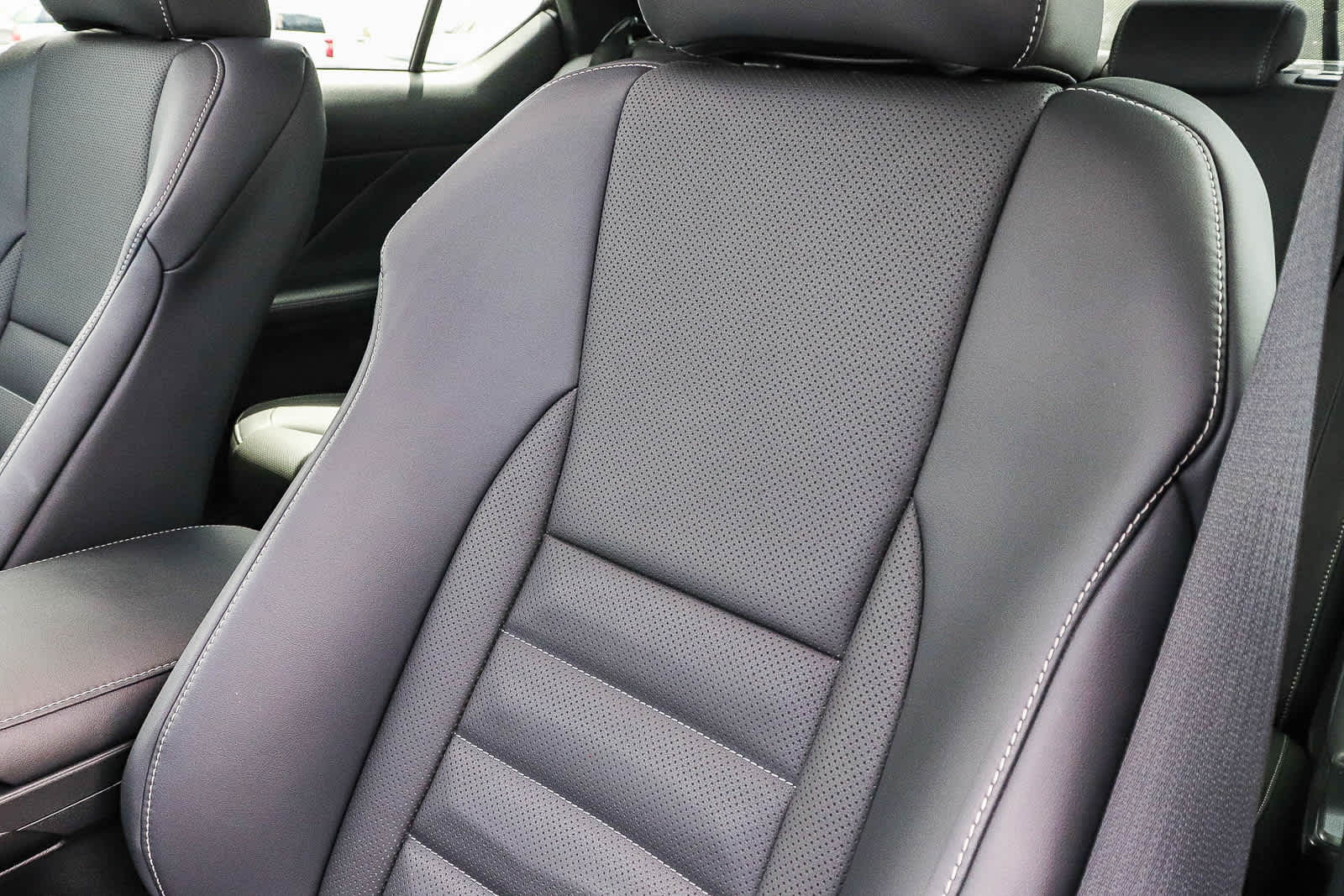 Thumbnail: 2024 Lexus IS - 39