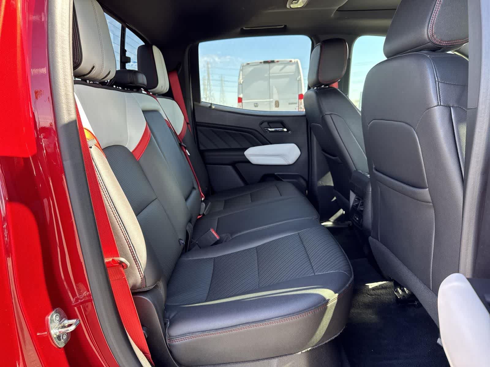 Thumbnail: 2023 GMC Canyon - 38