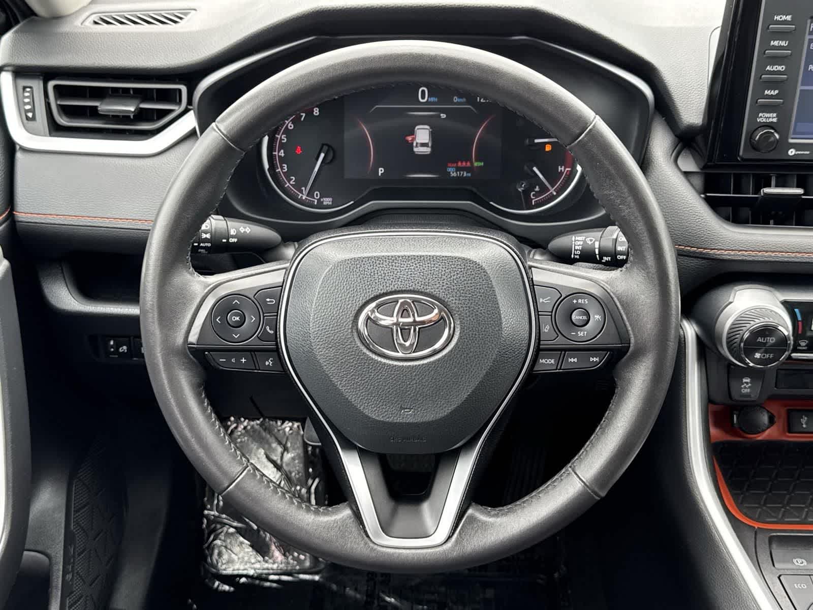 Thumbnail: 2022 Toyota RAV4 - 9