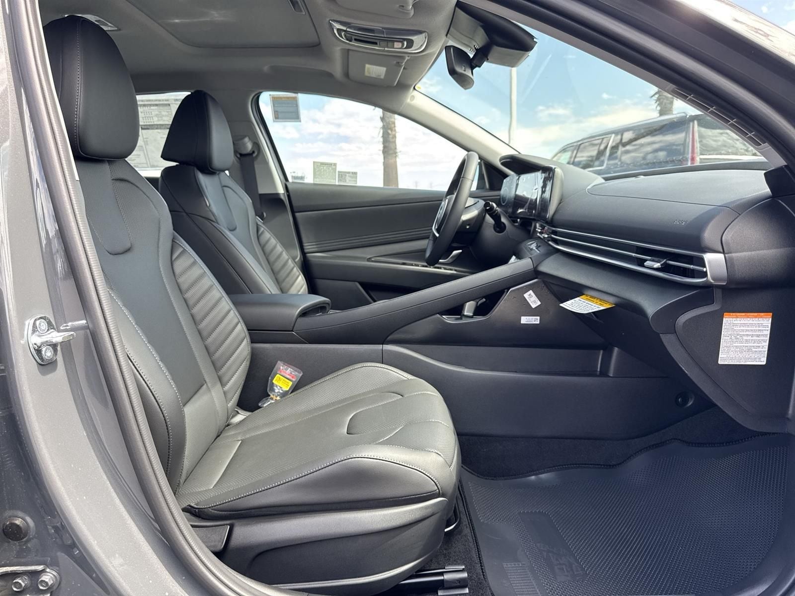 Thumbnail: 2025 Hyundai Elantra - 38