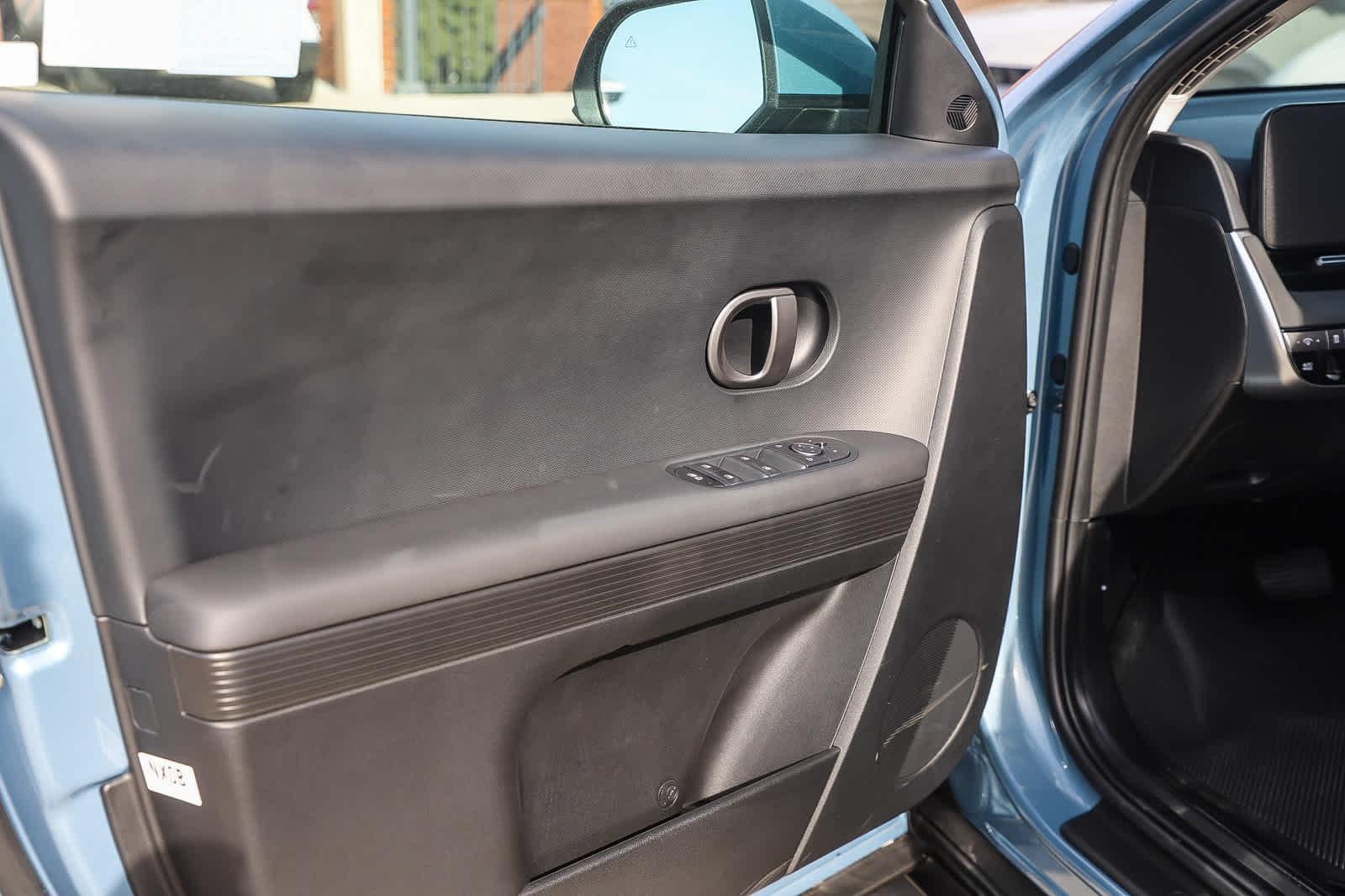 Thumbnail: 2026 Hyundai Ioniq 5 - 17