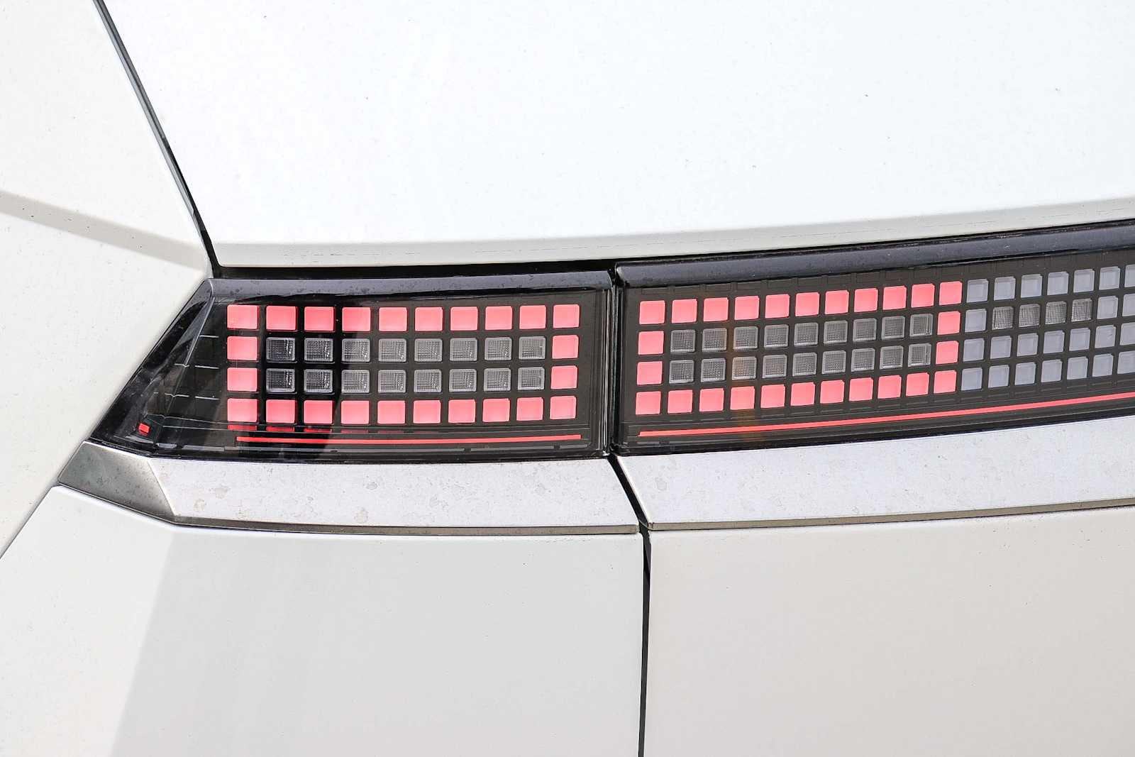 Thumbnail: 2026 Hyundai Ioniq 5 - 9