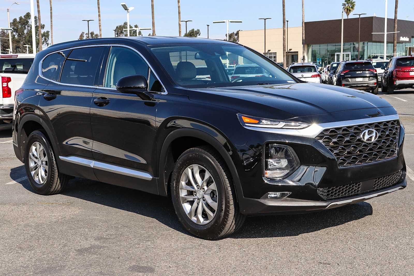 Thumbnail: 2020 Hyundai Santa Fe - 3