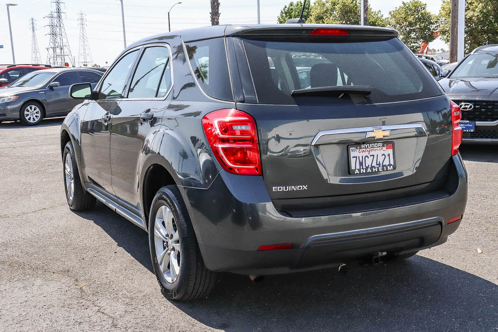 Thumbnail: 2017 Chevrolet Equinox - 8