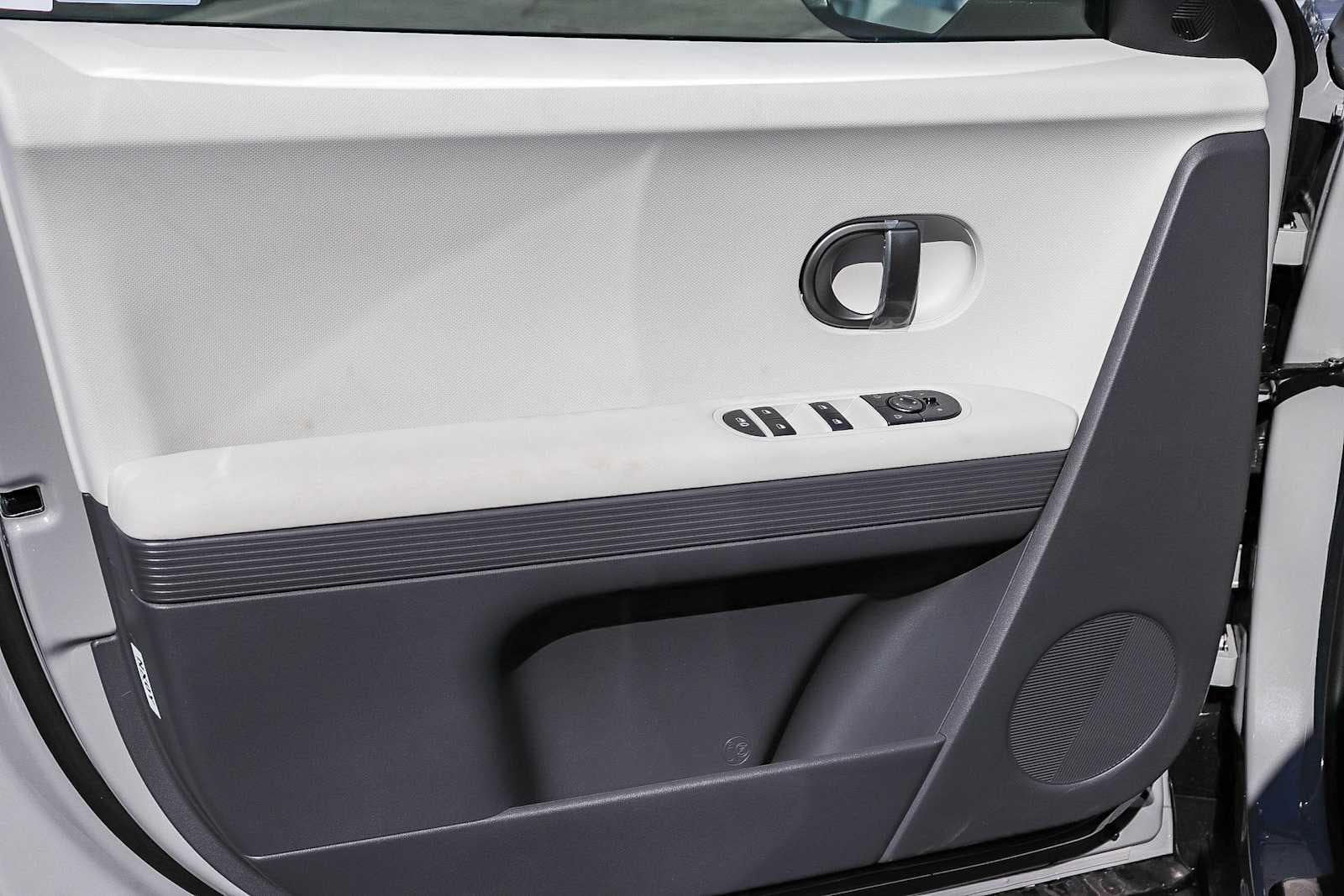 Thumbnail: 2026 Hyundai Ioniq 5 - 23