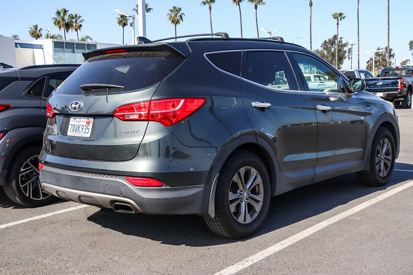 Thumbnail: 2013 Hyundai Santa Fe - 4