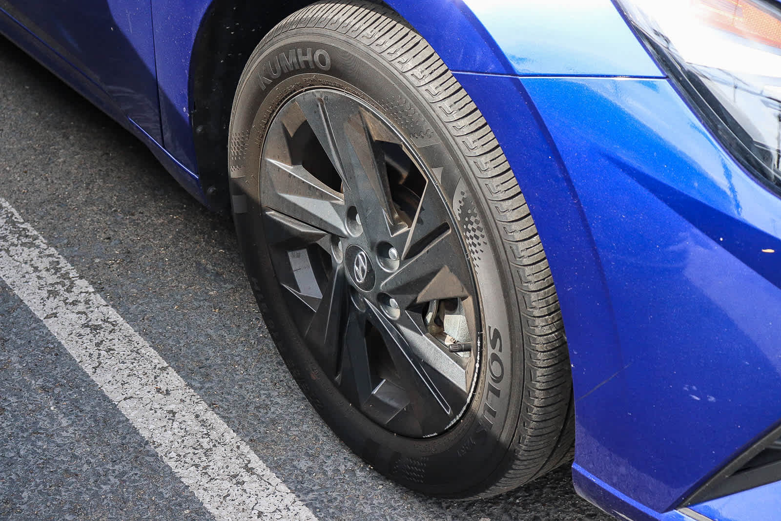 Thumbnail: 2022 Hyundai Elantra - 4