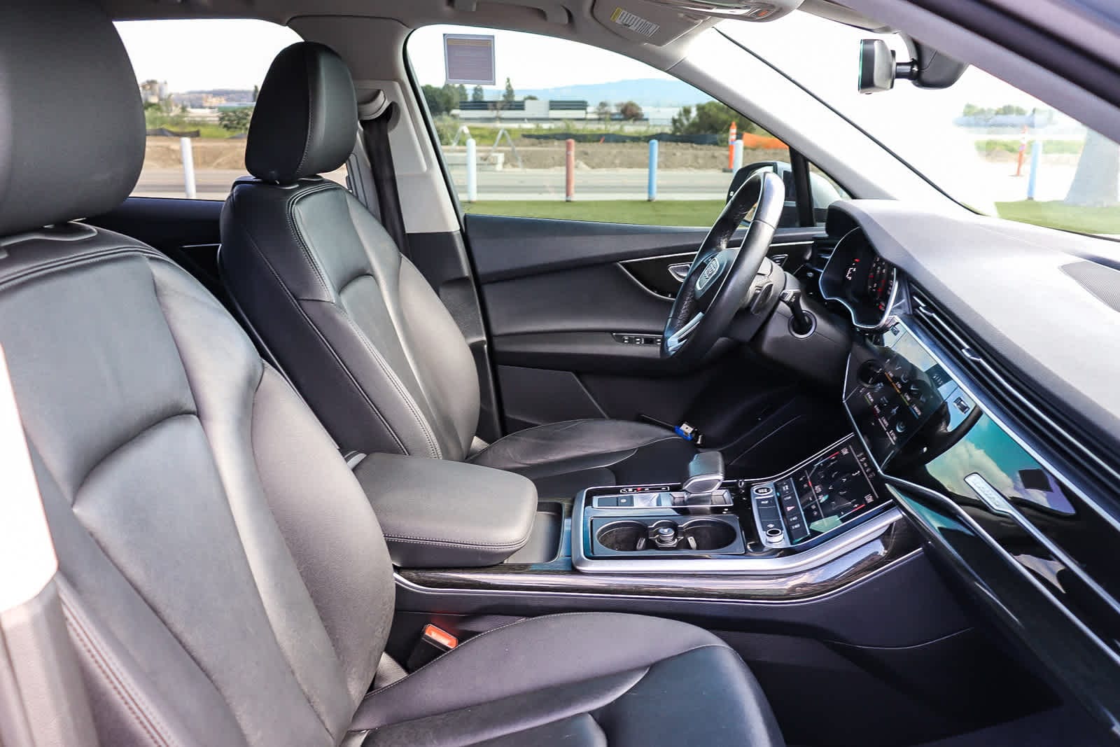 Thumbnail: 2022 Audi Q7 - 21