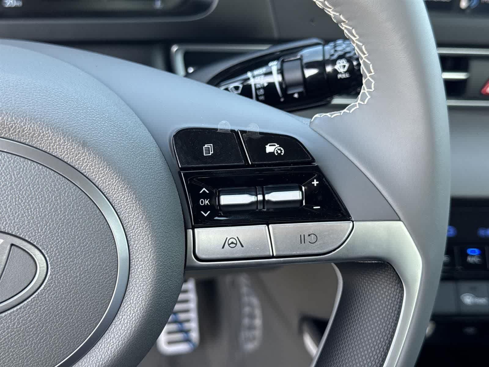 Thumbnail: 2025 Hyundai Elantra - 12