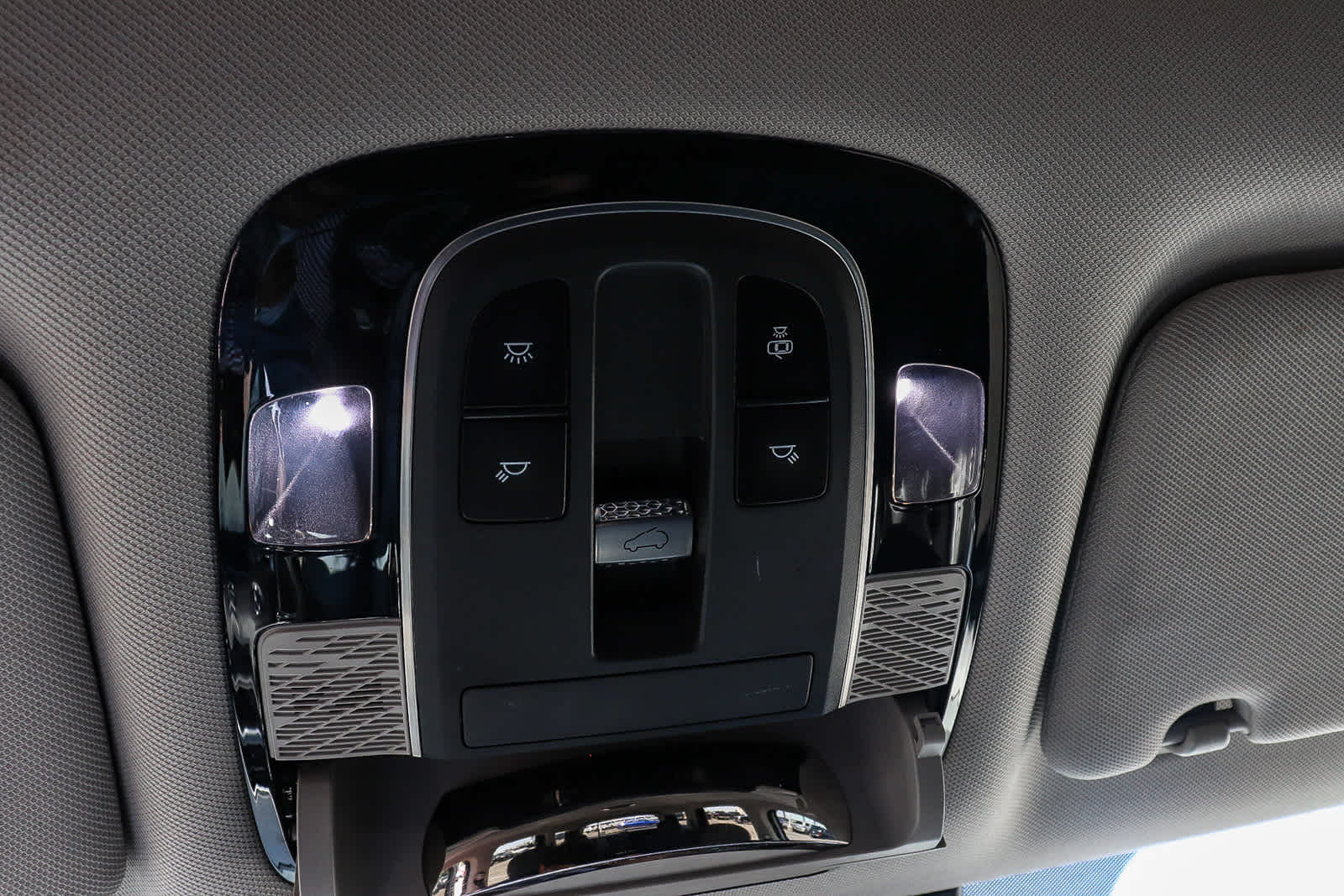 Thumbnail: 2020 Hyundai Palisade - 32