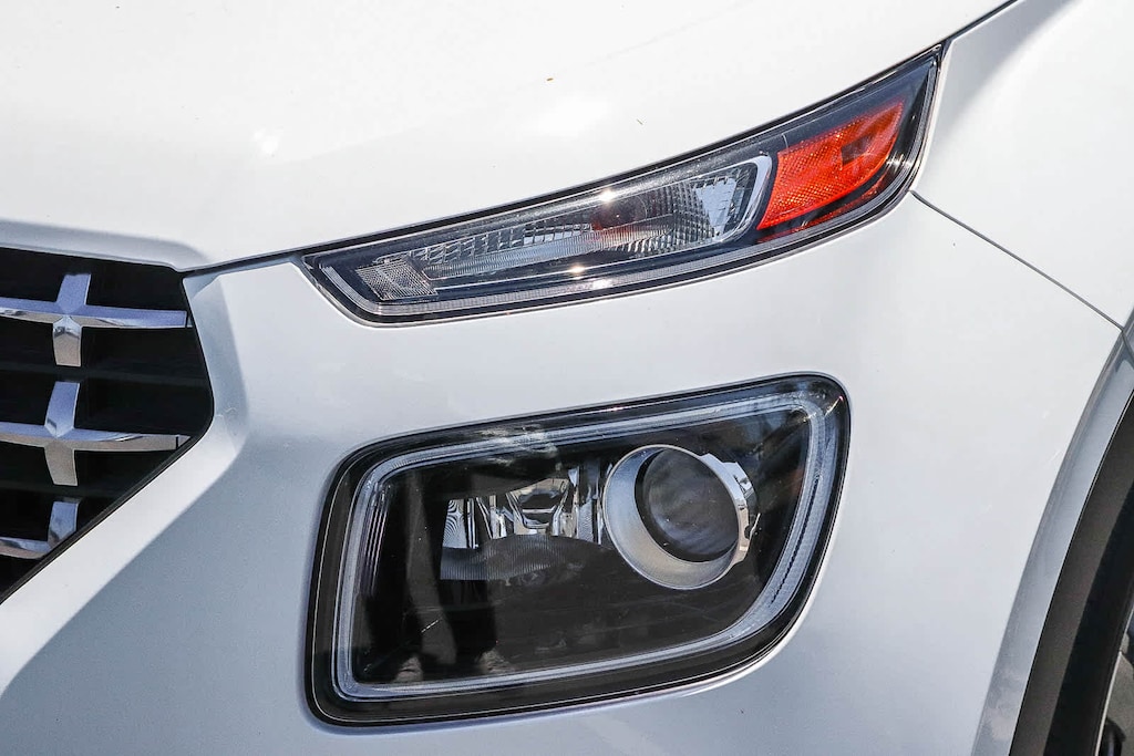 Certified 2025 Hyundai Venue Limited SUV