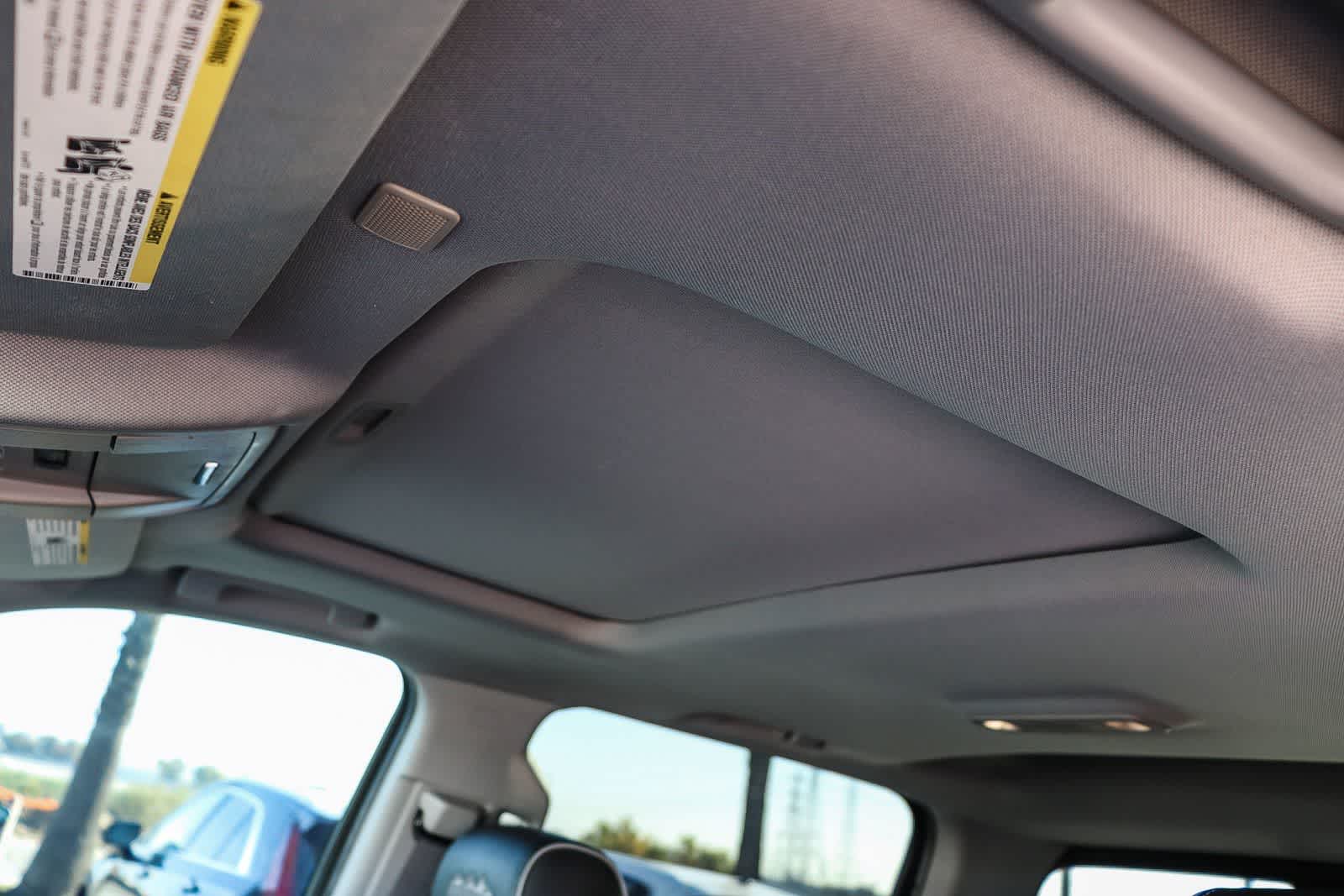 Thumbnail: 2017 Chevrolet Silverado 1500 - 28