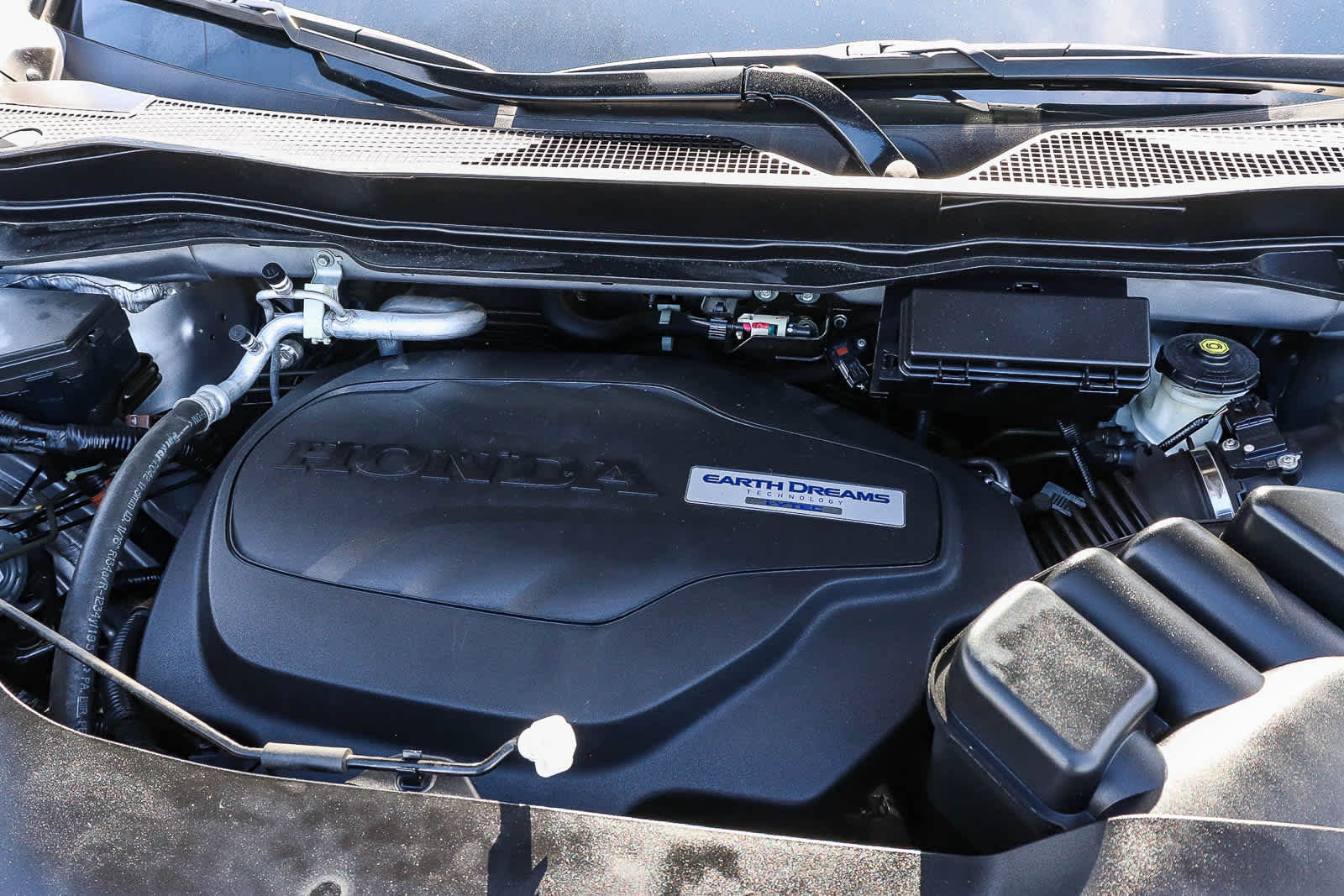 Thumbnail: 2017 Honda Pilot - 36