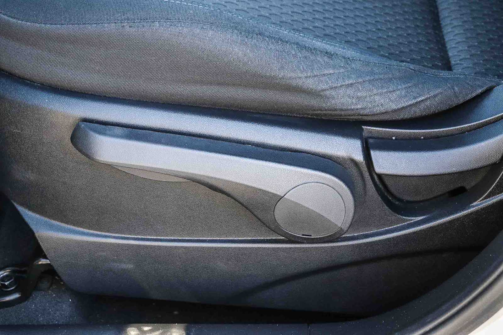 Thumbnail: 2010 Hyundai Tucson - 20