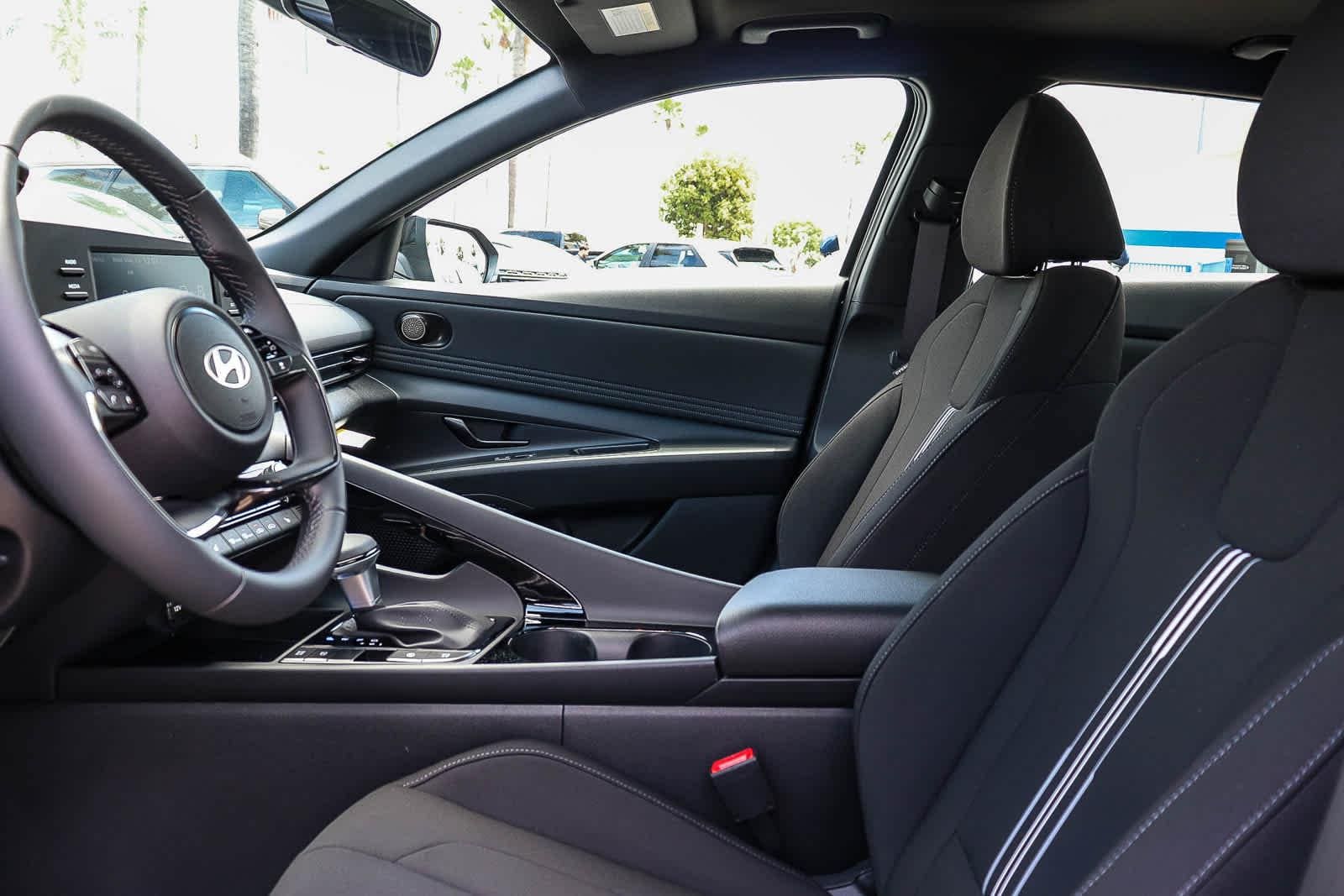 Thumbnail: 2026 Hyundai Elantra - 26