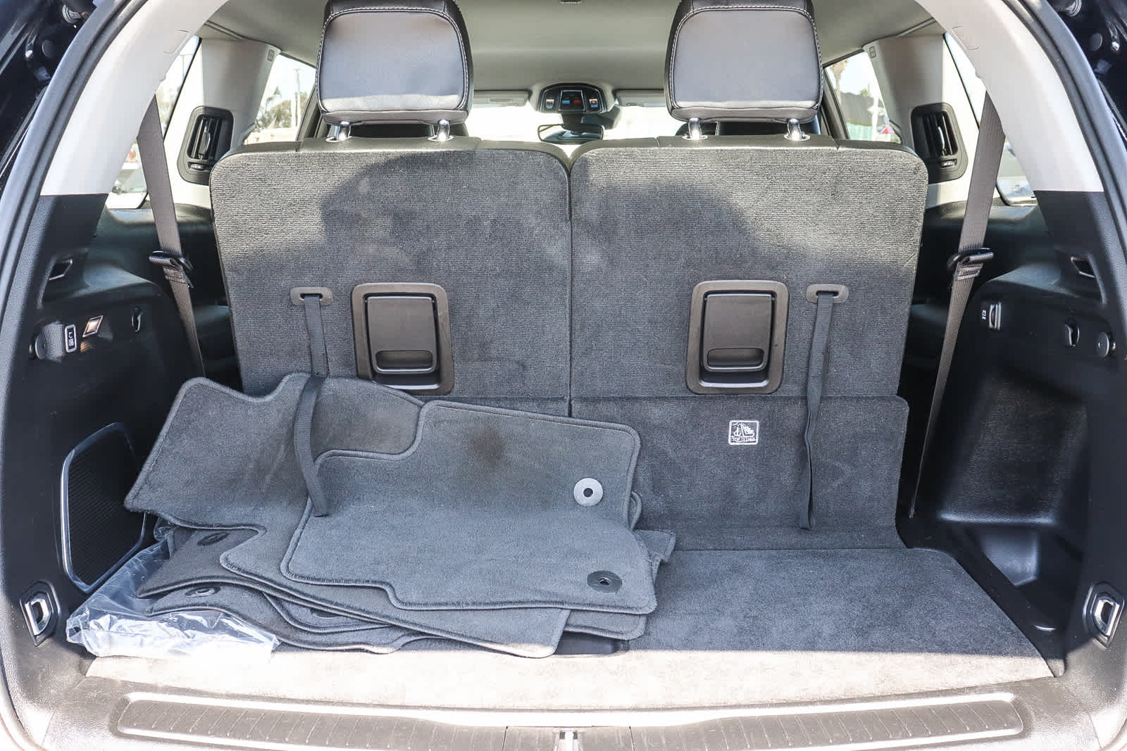 Thumbnail: 2021 Jeep Grand Cherokee L - 22