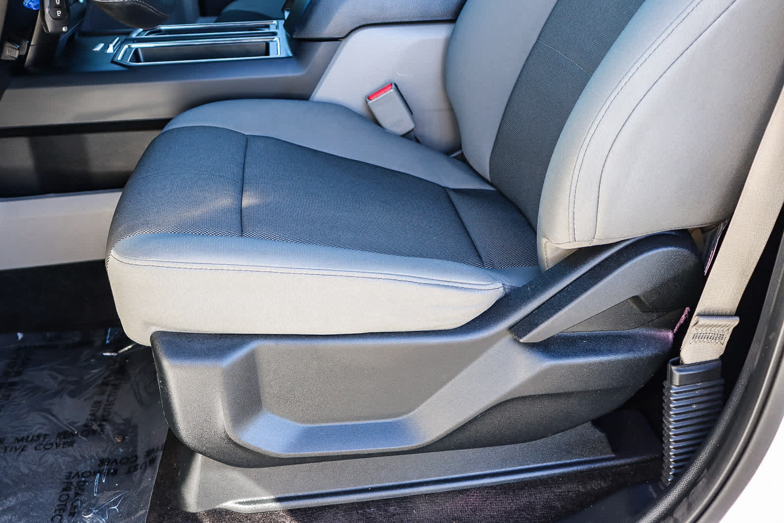 Thumbnail: 2017 Ford F-150 - 25