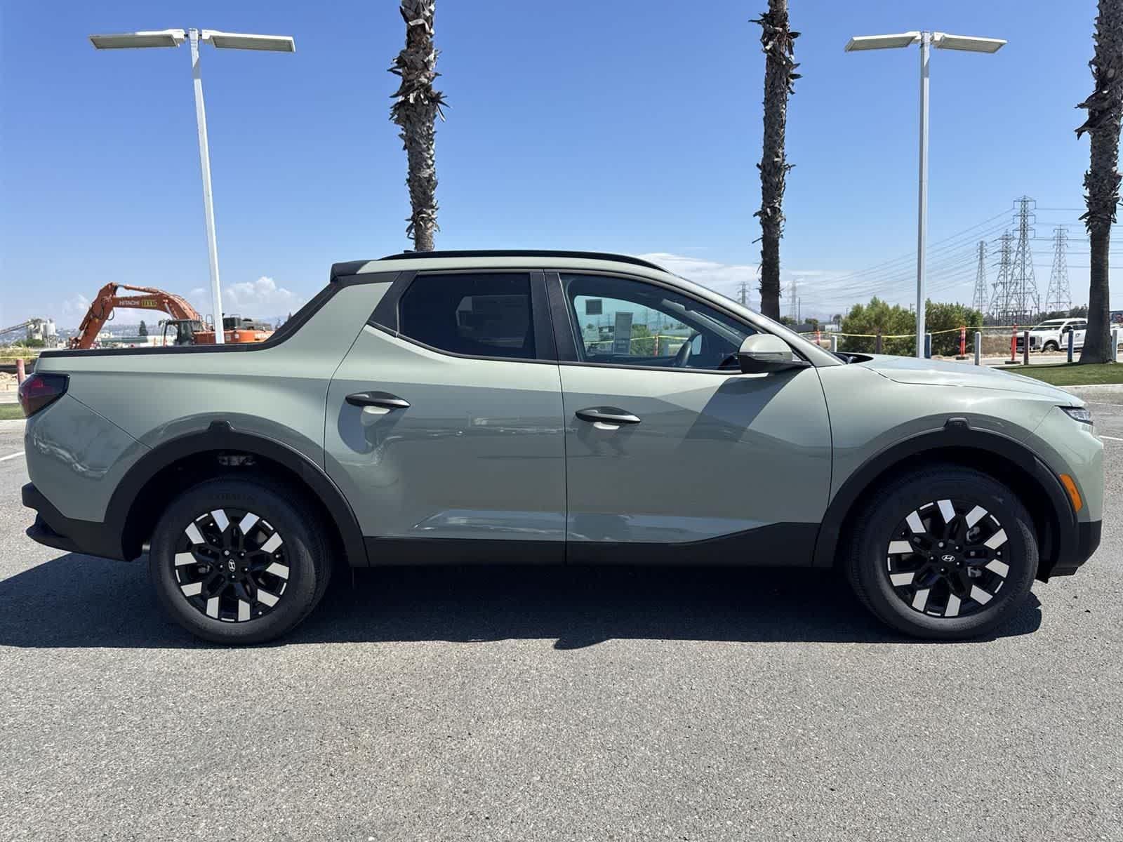 Thumbnail: 2026 Hyundai Santa Cruz - 3