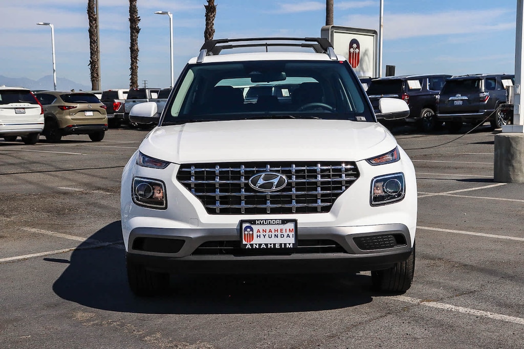New 2026 Hyundai Venue SEL SUV