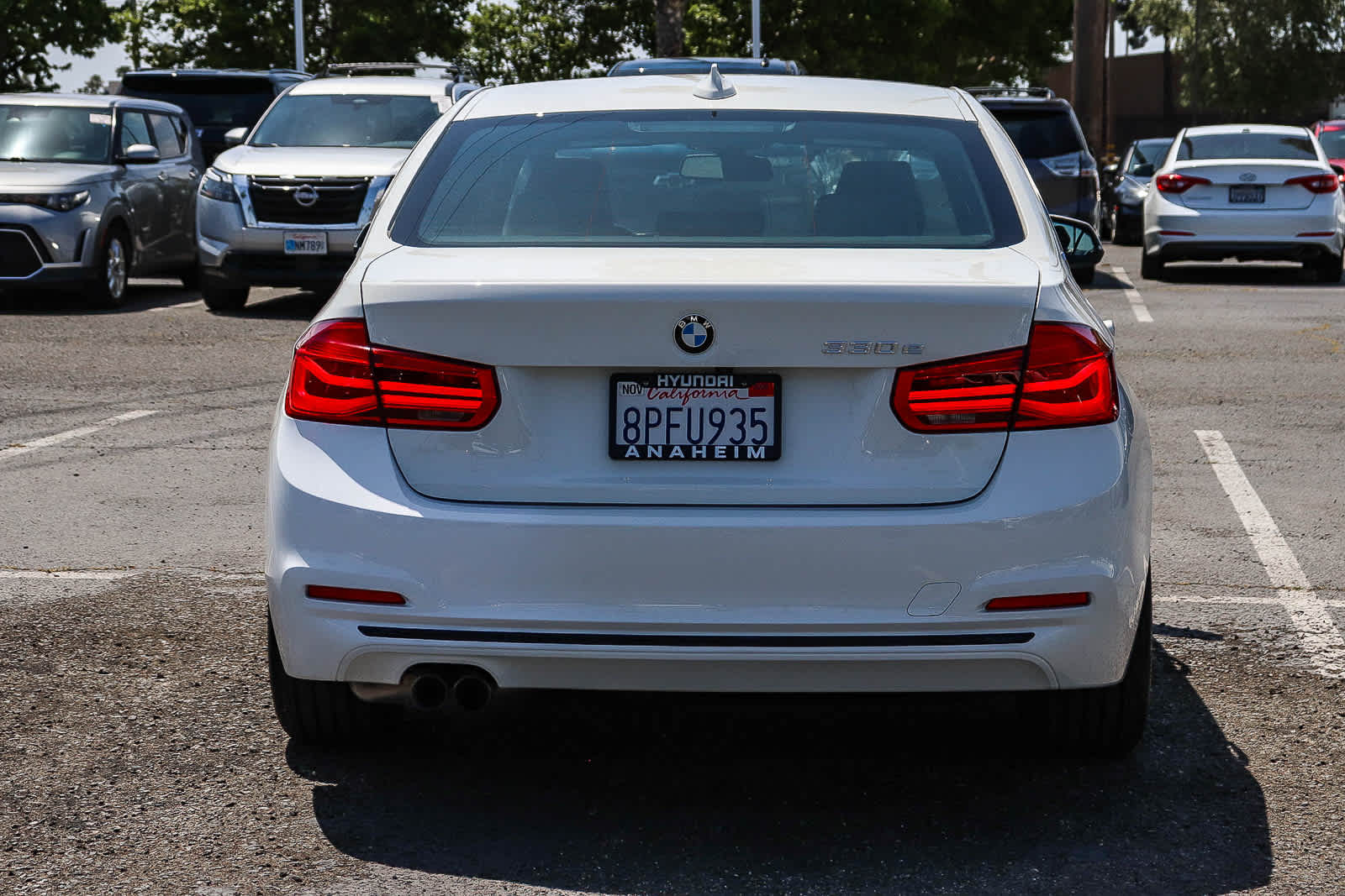 Thumbnail: 2018 BMW 3 Series - 8