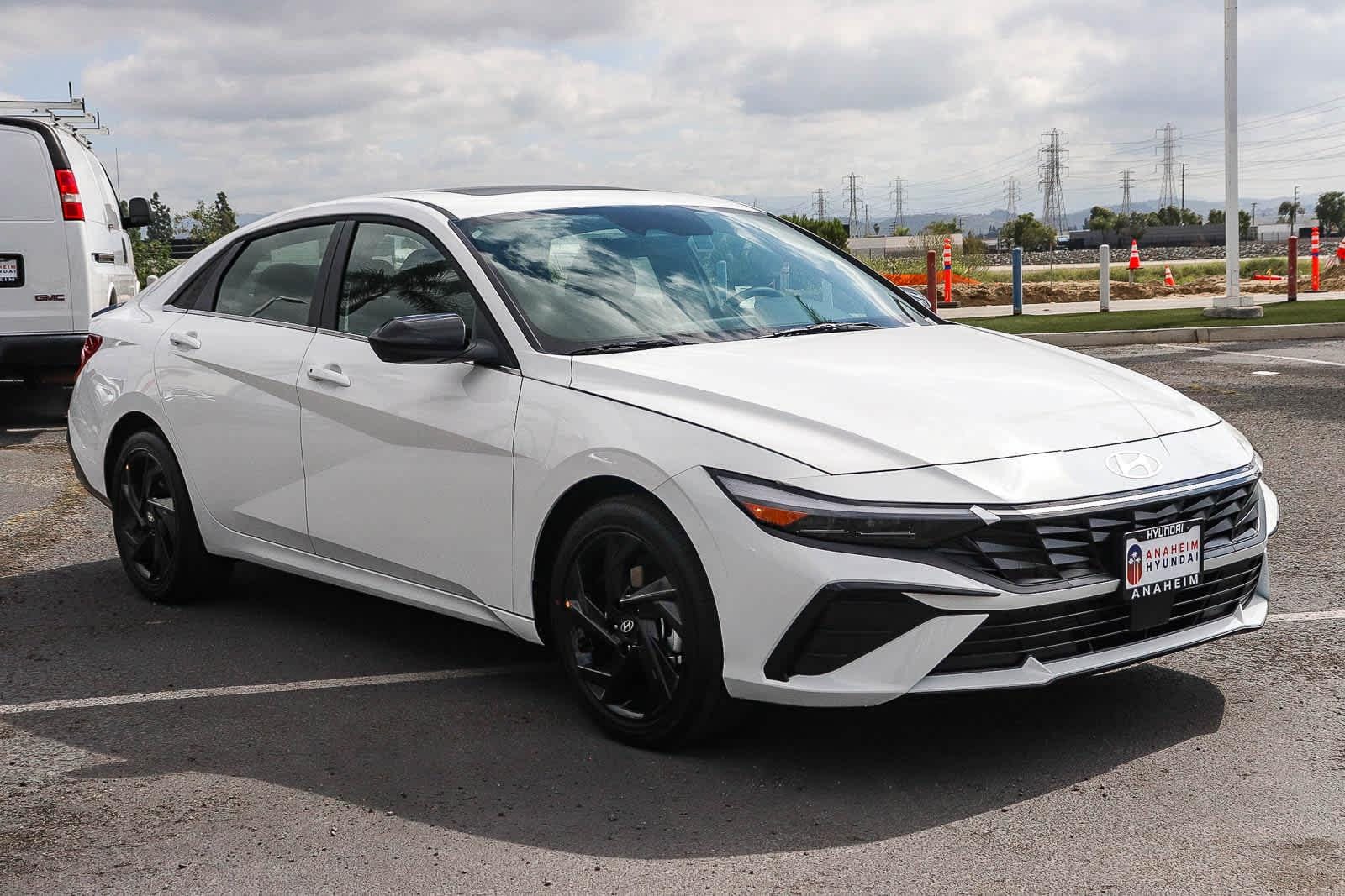 Thumbnail: 2026 Hyundai Elantra - 3
