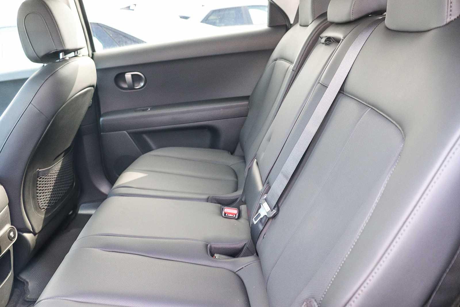 Thumbnail: 2026 Hyundai Ioniq 5 - 18