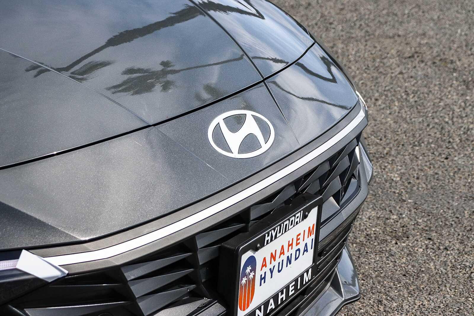 Thumbnail: 2025 Hyundai Elantra - 5