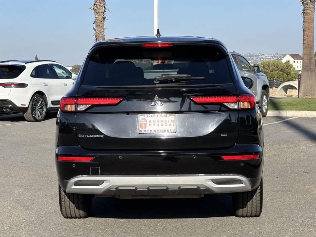 Used 2024 Mitsubishi Outlander SE SUV