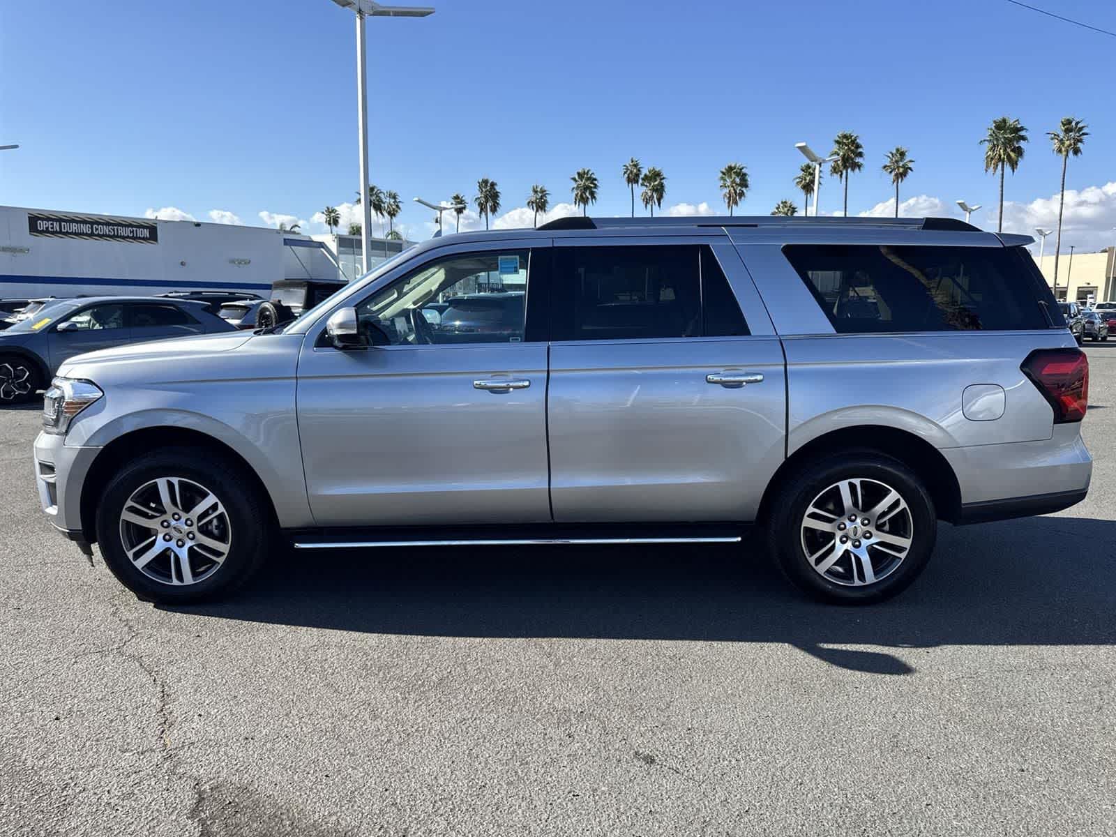Thumbnail: 2023 Ford Expedition MAX - 5