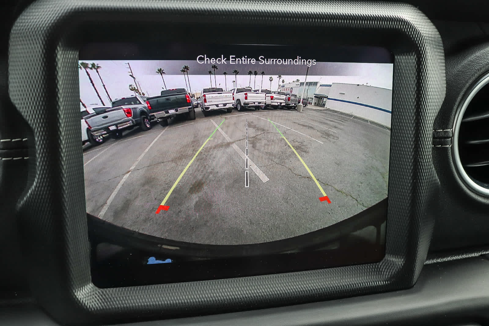 Thumbnail: 2023 Jeep Wrangler - 28