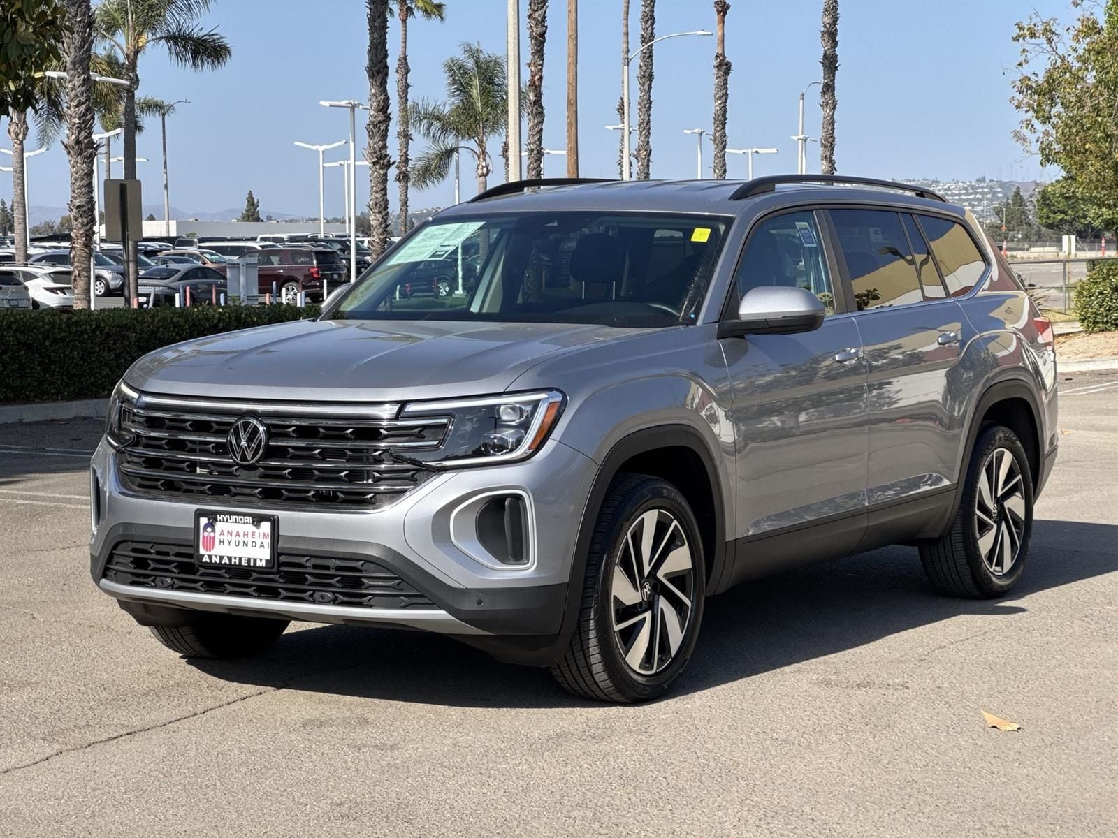 Thumbnail: 2025 Volkswagen Atlas - 6