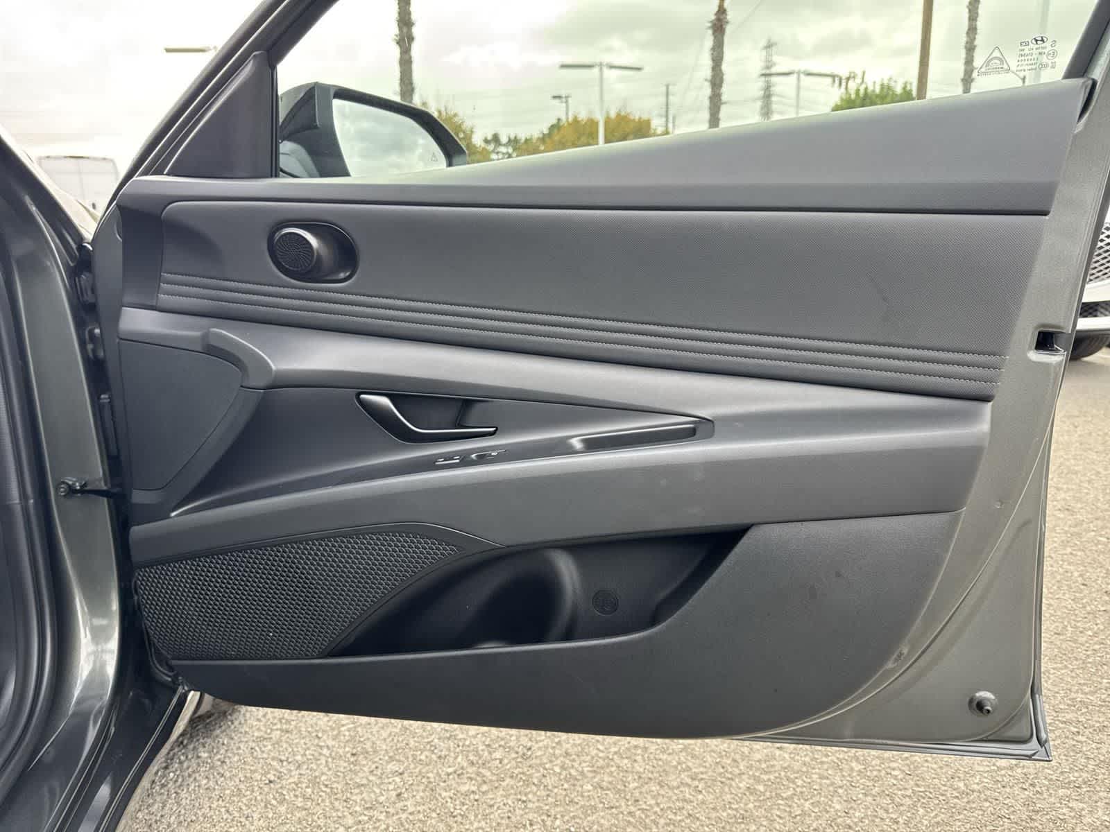 Thumbnail: 2025 Hyundai Elantra - 36