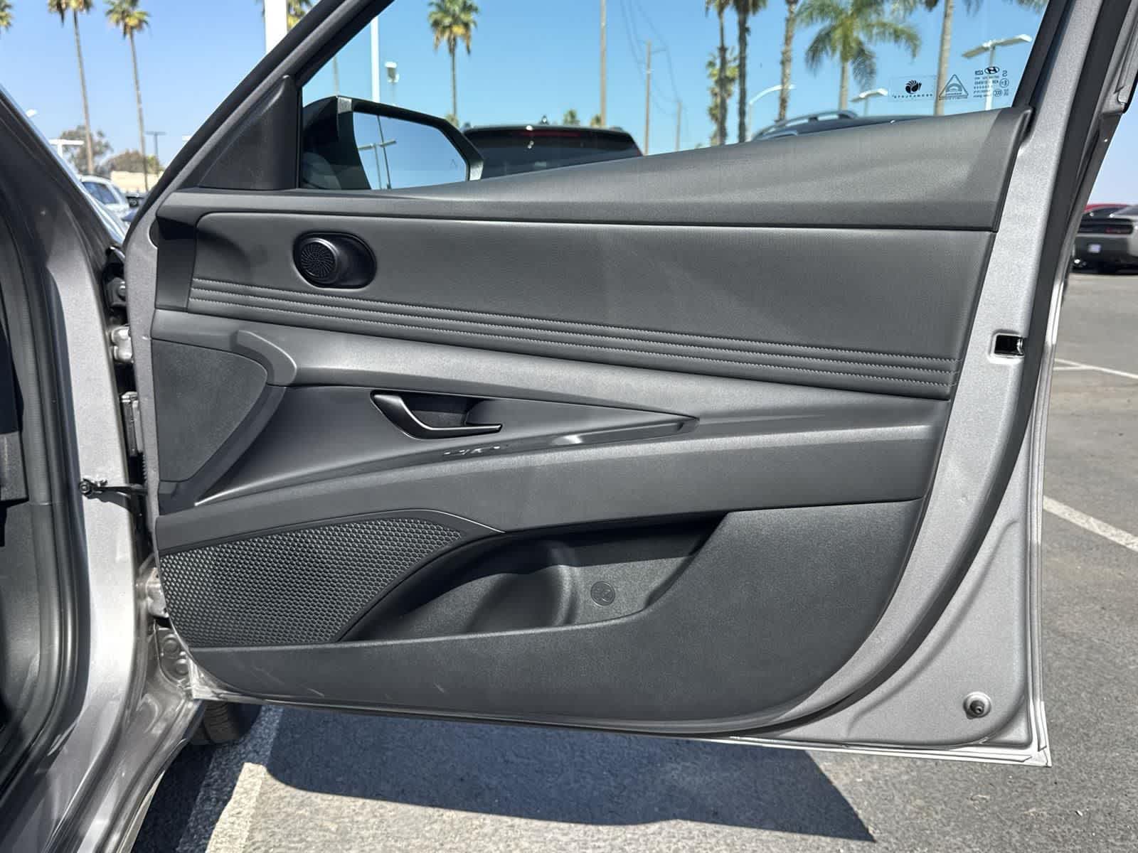 Thumbnail: 2025 Hyundai Elantra - 35