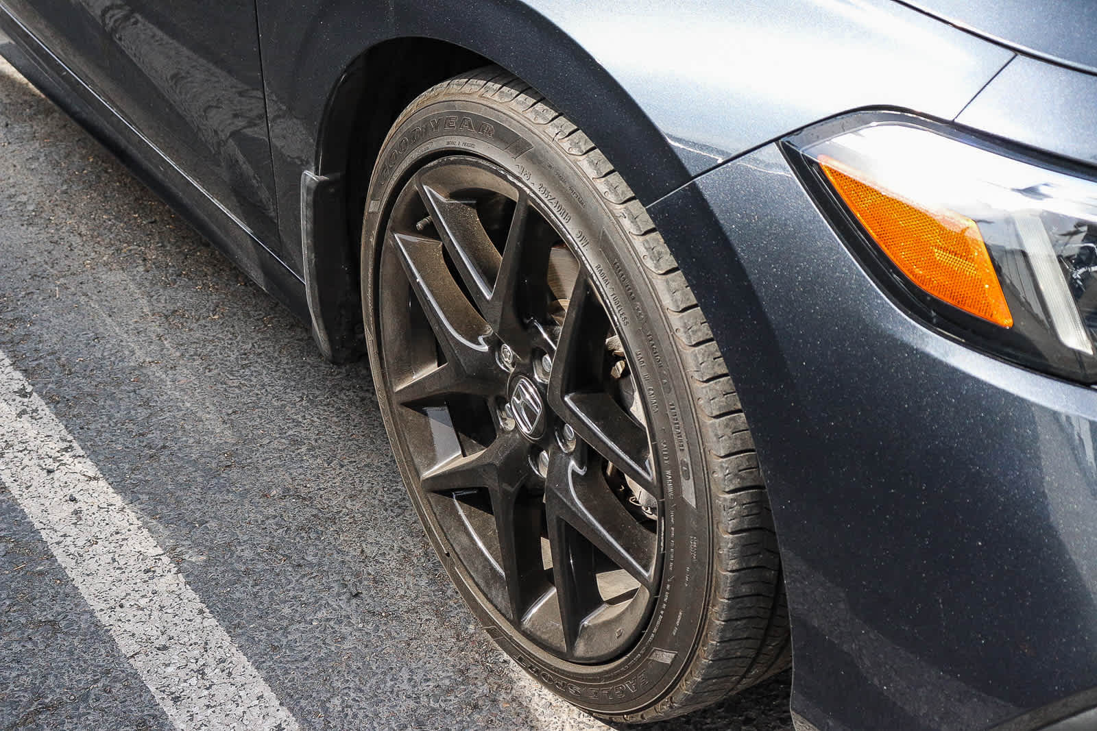 2024 Honda Civic Sport photo 4