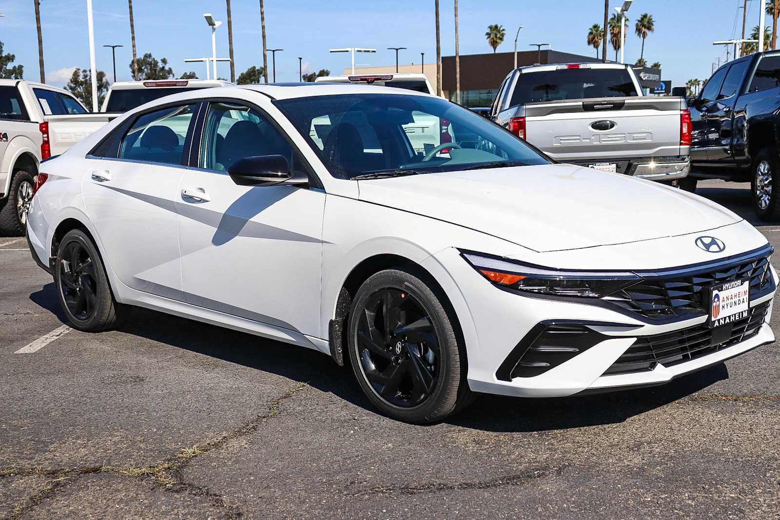 Thumbnail: 2026 Hyundai Elantra - 3